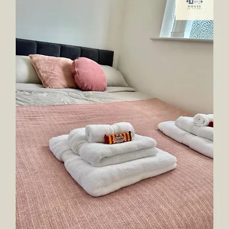 Leeds Carnival Comfort 4br House * ليدز